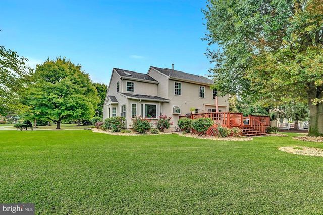 222 IVANHOE DR, Robbinsville, NJ 08691