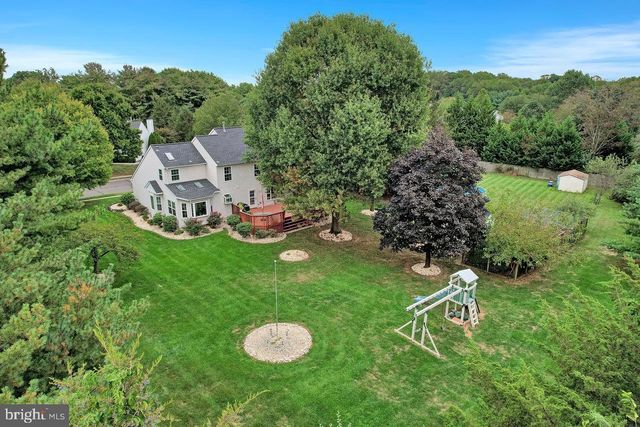 222 IVANHOE DR, Robbinsville, NJ 08691