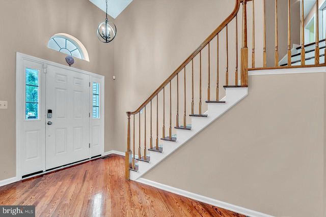 222 IVANHOE DR, Robbinsville, NJ 08691