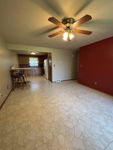 4302 E Parke Ridge LANE, Sheboygan, WI 53083