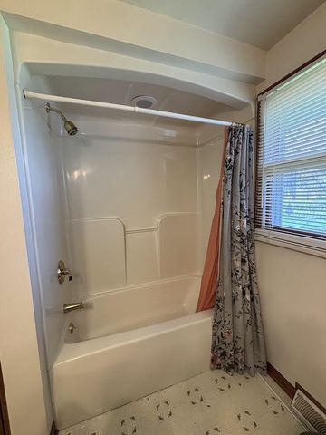 4302 E Parke Ridge LANE, Sheboygan, WI 53083