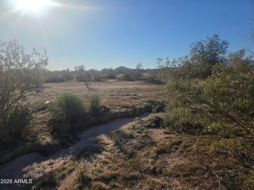 6 W VENTADA Road 65, Maricopa, AZ 85139 — exterior