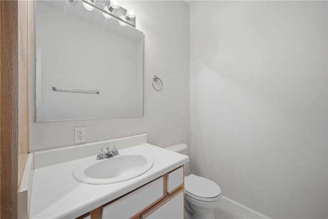1215 Canyon Creek Circle, College Station, TX 77840