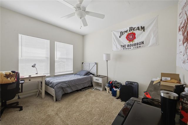 1215 Canyon Creek Circle, College Station, TX 77840