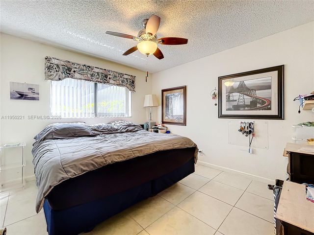 15451 Pembridge Dr 214, Delray Beach, FL 33484