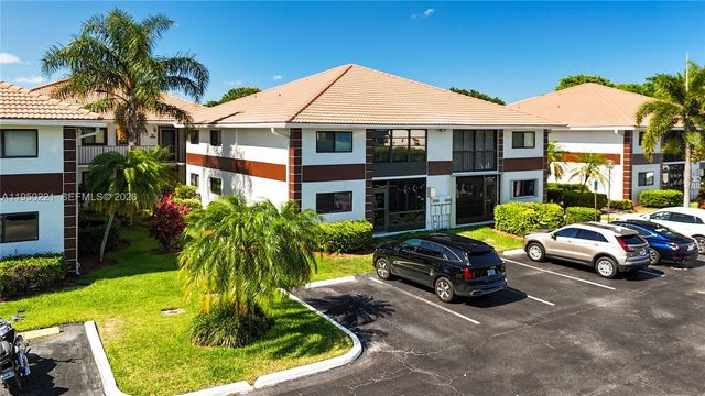 15451 Pembridge Dr 214, Delray Beach, FL 33484