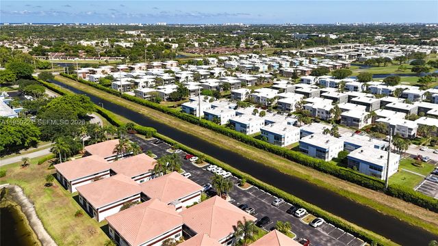 15451 Pembridge Dr 214, Delray Beach, FL 33484