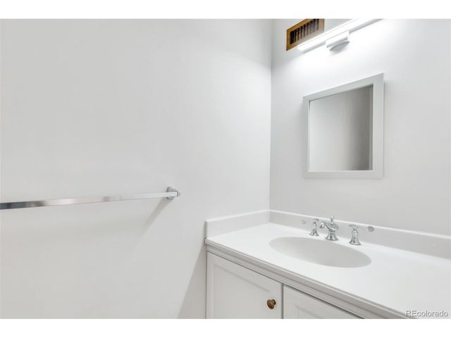 3228 S Xanadu St, Aurora, CO 80014