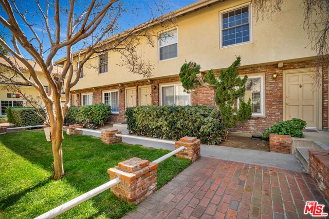 10065 De Soto Avenue 304, Chatsworth (los Angeles), CA 91311