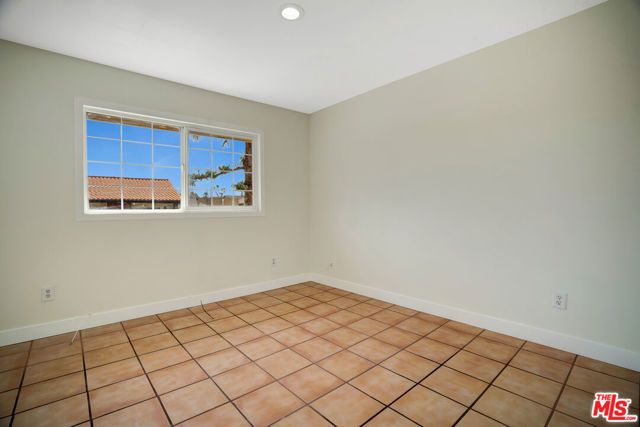 10065 De Soto Avenue 304, Chatsworth (los Angeles), CA 91311