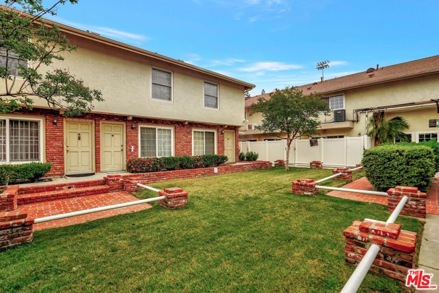 10065 De Soto Avenue 304, Chatsworth (los Angeles), CA 91311