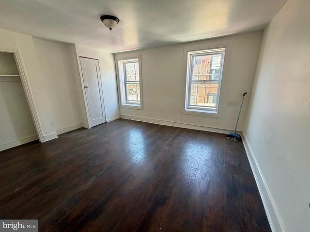 2223 N HOWARD ST, Philadelphia, PA 19133