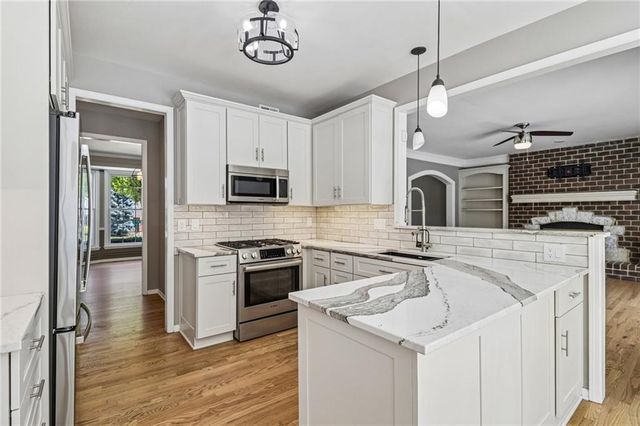 12748 Cody Street, Overland Park, KS 66213