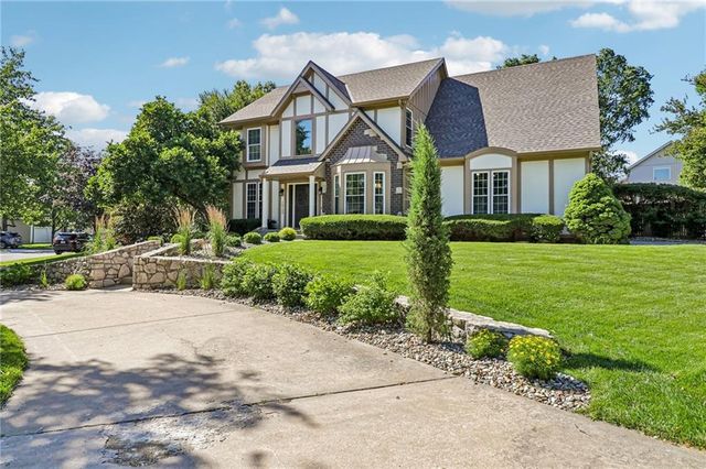 12748 Cody Street, Overland Park, KS 66213