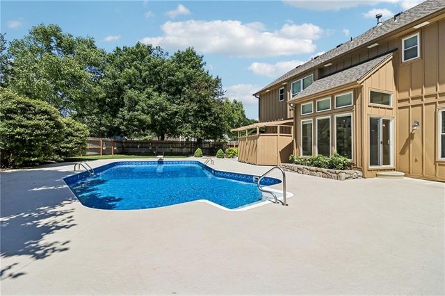 12748 Cody Street, Overland Park, KS 66213