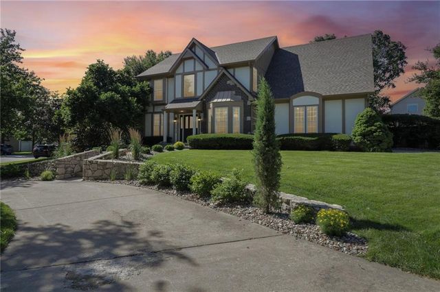 12748 Cody Street, Overland Park, KS 66213