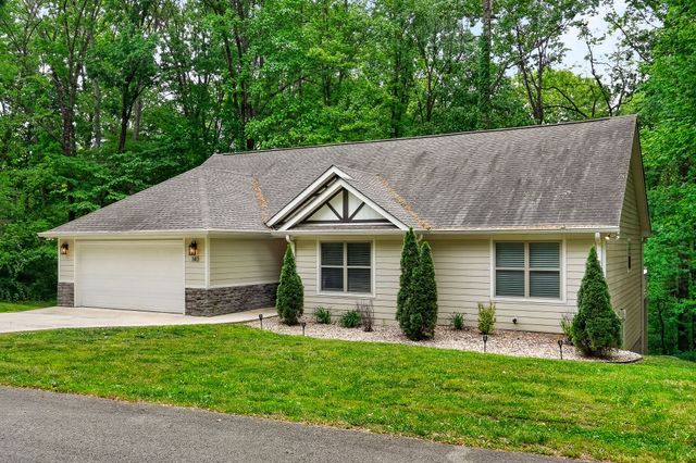 143 Swiper Dr, Smithville, TN 37166