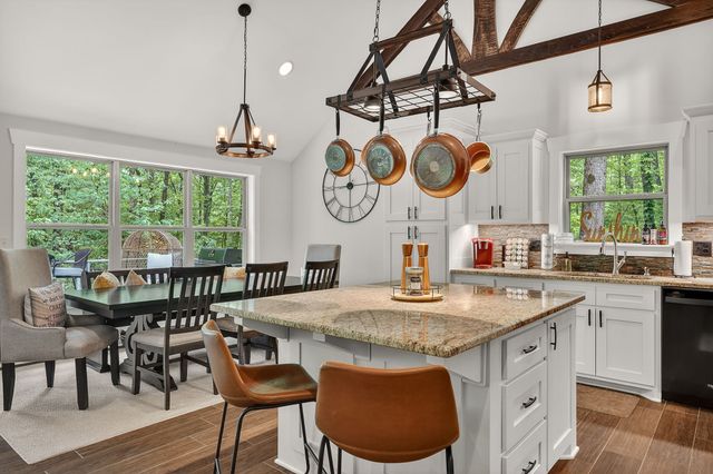 143 Swiper Dr, Smithville, TN 37166