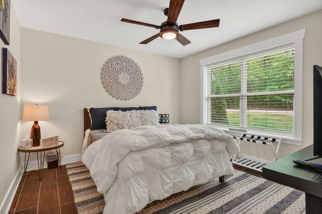 143 Swiper Dr, Smithville, TN 37166