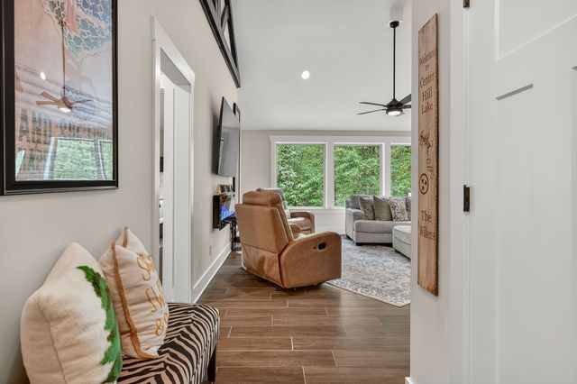 143 Swiper Dr, Smithville, TN 37166