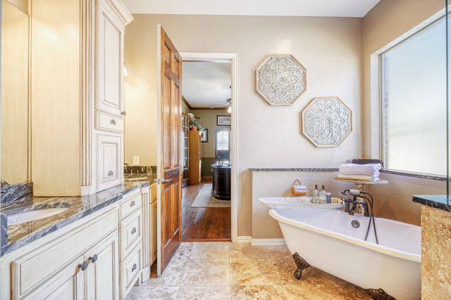 705 Crown Court, Keller, TX 76248