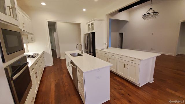 8949 Caraway Lane, Montgomery, AL 36117