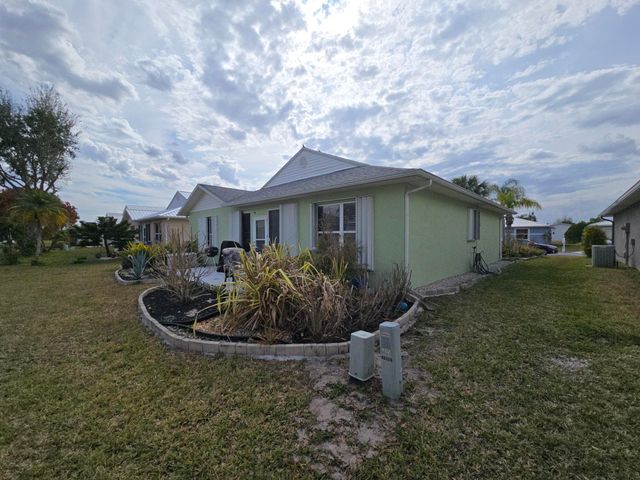 6621 Picante Circle, Fort Pierce, FL 34951