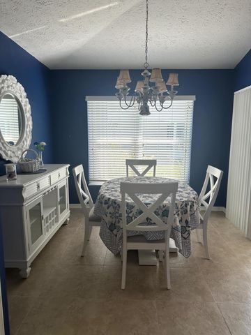 6621 Picante Circle, Fort Pierce, FL 34951