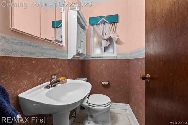 48263 Bluebird Drive, Shelby Charter Township, MI 48317