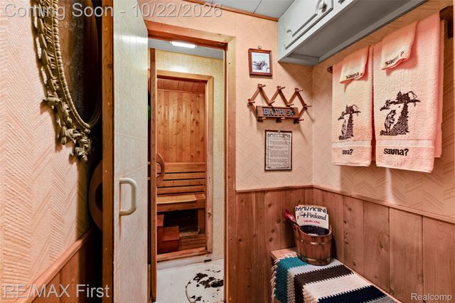 48263 Bluebird Drive, Shelby Charter Township, MI 48317