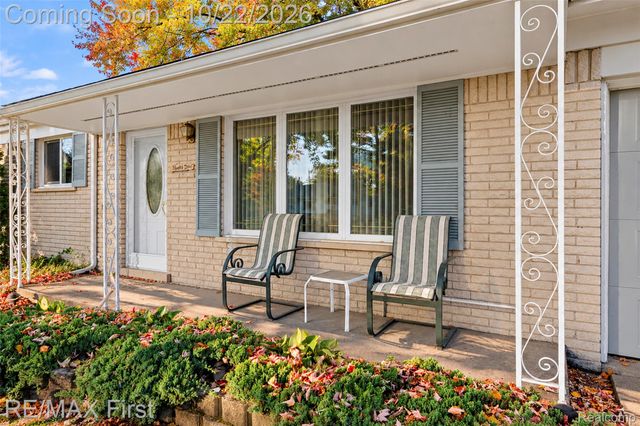 48263 Bluebird Drive, Shelby Charter Township, MI 48317