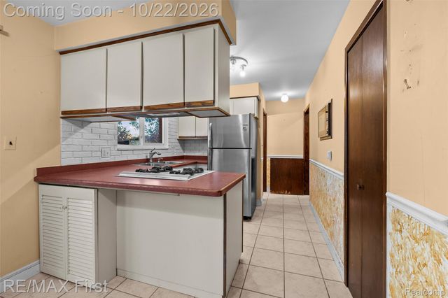 48263 Bluebird Drive, Shelby Charter Township, MI 48317