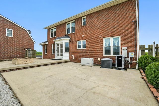 6694 Brooks Miller Road, Circleville, OH 43113