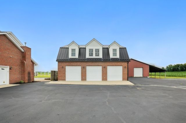 6694 Brooks Miller Road, Circleville, OH 43113