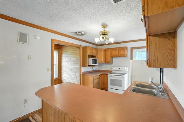 6694 Brooks Miller Road, Circleville, OH 43113