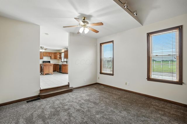 6694 Brooks Miller Road, Circleville, OH 43113