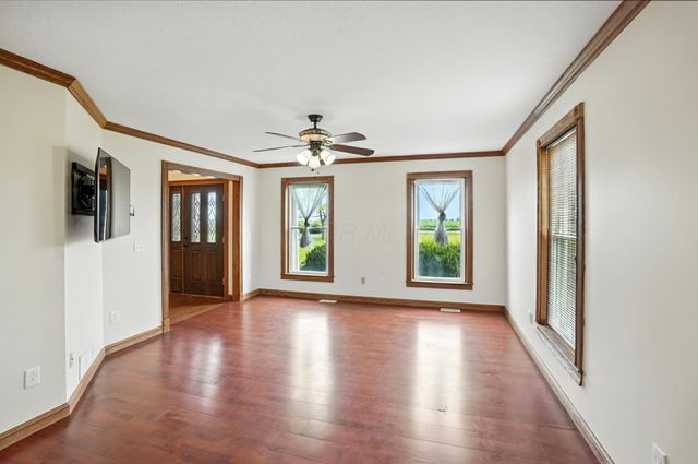 6694 Brooks Miller Road, Circleville, OH 43113