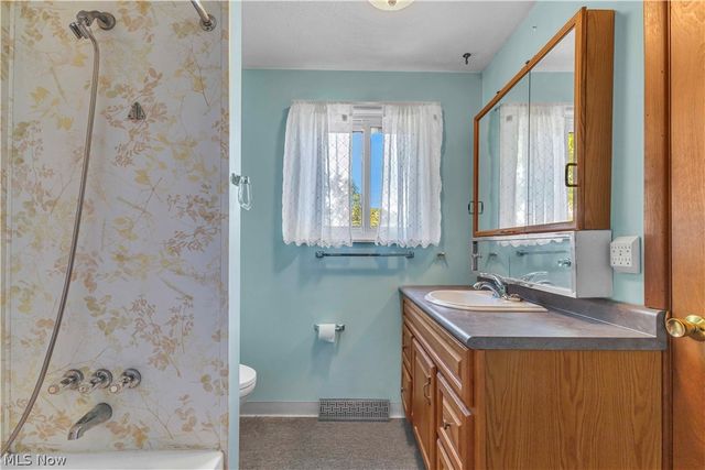 3730 Walters Drive, Brunswick, OH 44212