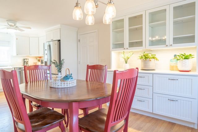 15 Mulford St, Yarmouth, MA 02664