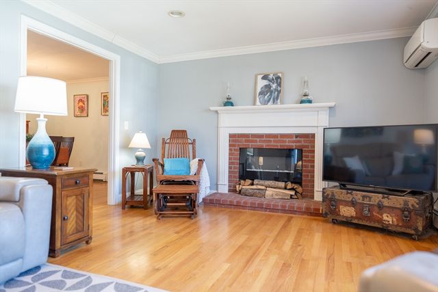 15 Mulford St, Yarmouth, MA 02664
