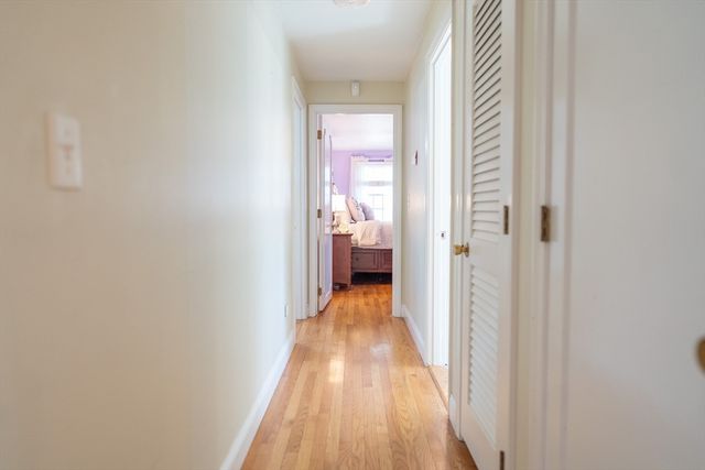 15 Mulford St, Yarmouth, MA 02664