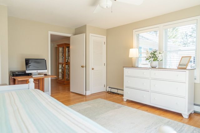 15 Mulford St, Yarmouth, MA 02664