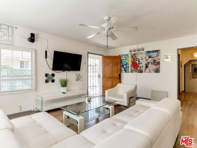 138 S Madison Avenue, Los Angeles, CA 90004