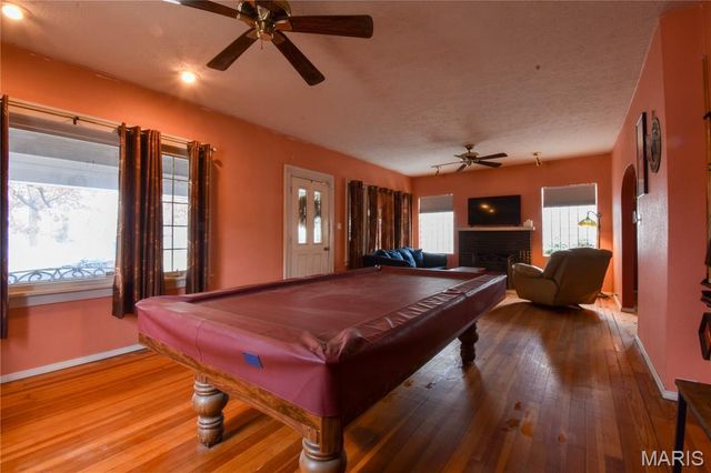 919 W Henry Street, Staunton, IL 62088