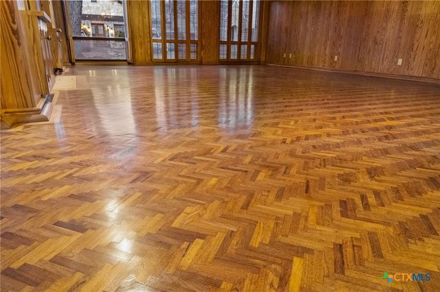 1049 Allen Avenue, New Braunfels, TX 78130