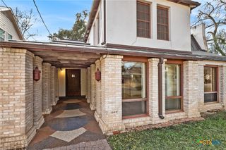 1049 Allen Avenue, New Braunfels, TX 78130