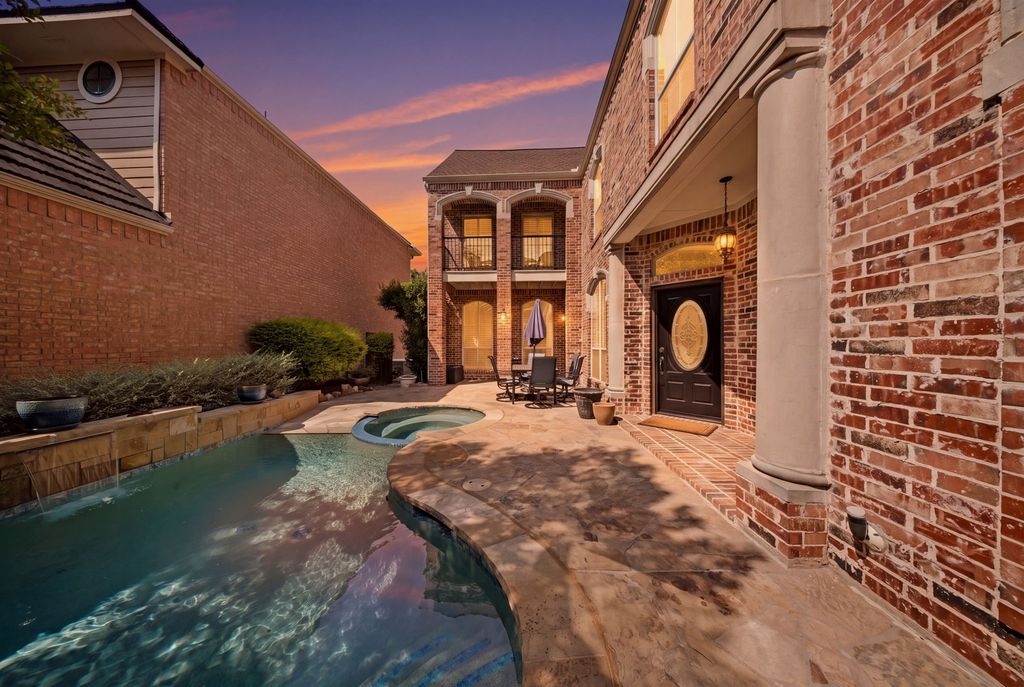 2805 Prestonwood Drive, Plano, TX 75093 — exterior