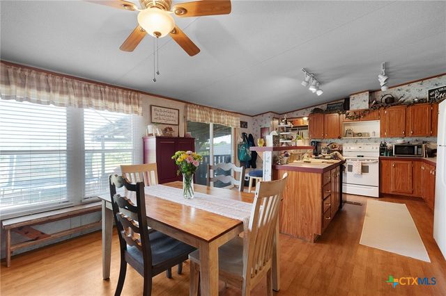 2966 County Road 3430, Lampasas, TX 76550