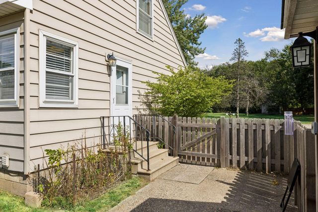 2578 17th Avenue NW, New Brighton, MN 55112