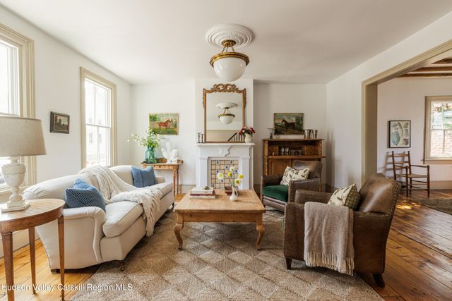 225 Robinson Street, Hudson, NY 12534
